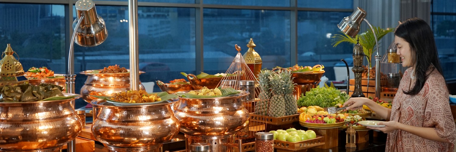 F0DF4FC4-3D6B-45D4-83FA-A47389B85838-R_Manhattan_1500x500 px.jpeg